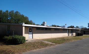 St. Paul's mason's lodge
Before renovations.
